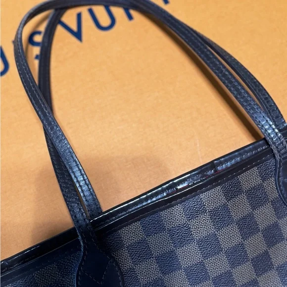 Louis Vuitton Red and Brown Tote Bag - Picture 9 of 14